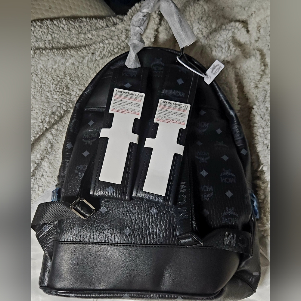 MCM stark Studded Backpack Nwt Still Has Blue  Protective Film Never Used - Picture 8 of 12
